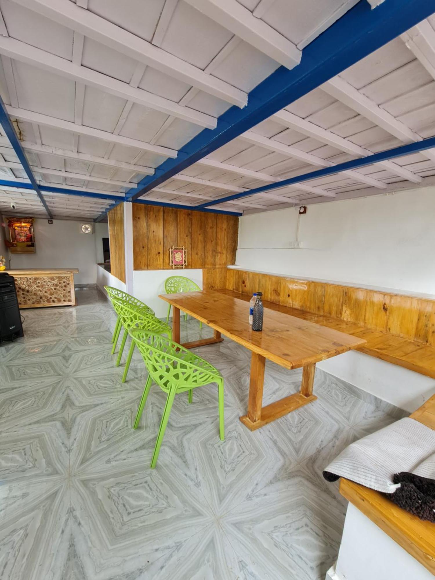 The Roots Homestay Almora Zewnętrze zdjęcie