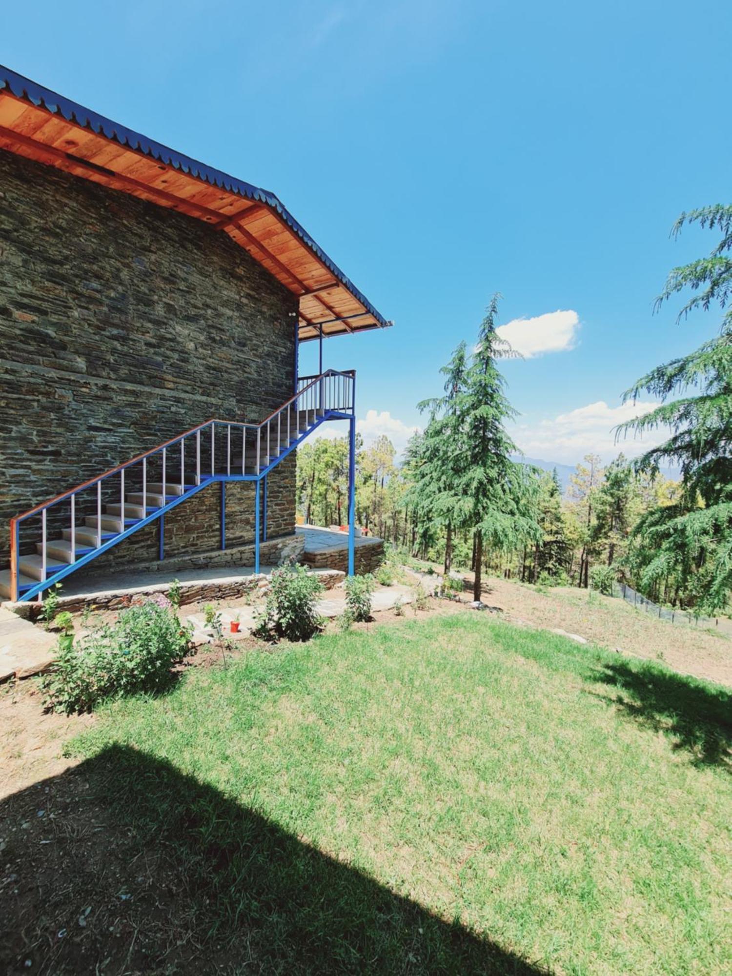 The Roots Homestay Almora Zewnętrze zdjęcie